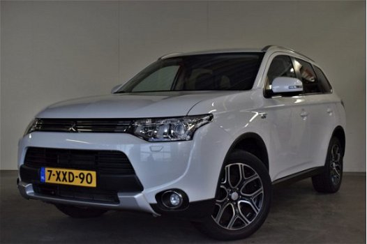 Mitsubishi Outlander - 2.0 PHEV Executive Edition X-Line EX. BTW NAVI/CLIMA/XENON/CAMERA/LMV - 1