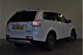 Mitsubishi Outlander - 2.0 PHEV Executive Edition X-Line EX. BTW NAVI/CLIMA/XENON/CAMERA/LMV - 1 - Thumbnail