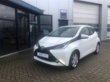 Toyota Aygo - 1.0 VVT-i x-play touch - 1