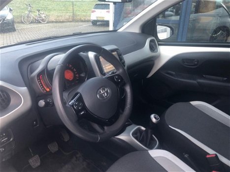 Toyota Aygo - 1.0 VVT-i x-play touch - 1