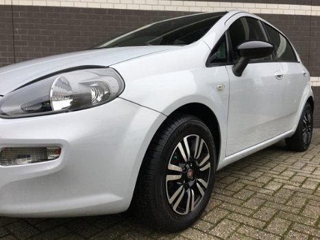 Fiat Punto - TWINAIR 5-DEURS AIRCO CENTRALE VERGRENDELING GUNSTIGE KM STAND LICHTMETALEN VELGEN RADI - 1