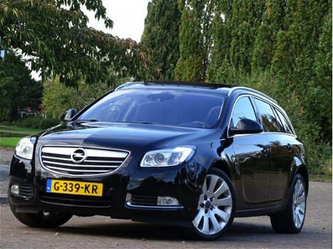 Opel Insignia Sports Tourer - 2.8 Turbo Sports 259PK+ / Executive 4x4 - 1