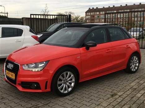 Audi A1 Sportback - 1.4 TFSI Pro Line S PANO NAVI BLACK&RED - 1