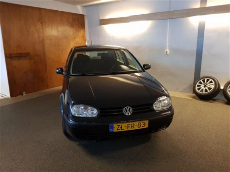 Volkswagen Golf - 1.4-16V Trendline Apk Nieuw, E-Ramen, N.A.P, 5Drs, Zeer nette staat - 1