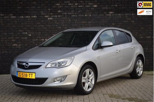 Opel Astra - 1.4 Turbo Sport Airco / Parkeersensoren Achter / Stoelverwarming - 1