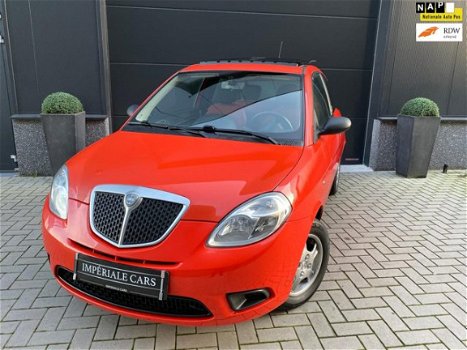 Lancia Y(psilon) - 1.4 Oro NWE APK/Airco/PANO/Elekt.ramen - 1