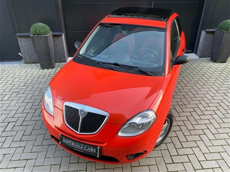 Lancia Y(psilon) - 1.4 Oro NWE APK/Airco/PANO/Elekt.ramen - 1