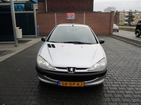 Peugeot 206 - 1.4 XR - 1