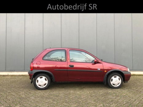 Opel Corsa - 1.2i-16V Strada Airco / NAP / Nieuwe APK - 1