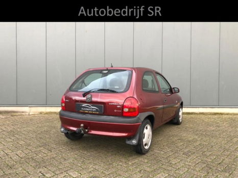 Opel Corsa - 1.2i-16V Strada Airco / NAP / Nieuwe APK - 1