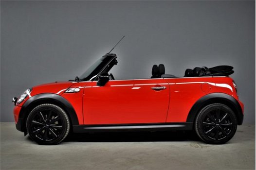 Mini Mini Cabrio - 1.6i 16V 174pk Cooper S Chili Xenon/Leer/Lmw/St.verw/111dkm - 1