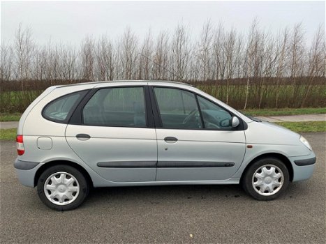 Renault Scénic - 1.6-16V RT , inruil mogelijk - 1