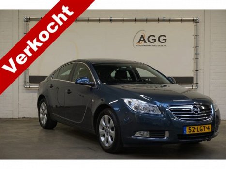 Opel Insignia - 1.6 T Edition Handgeschakeld, trekhaak, Navi - 1