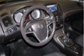 Opel Insignia - 1.6 T Edition Handgeschakeld, trekhaak, Navi - 1 - Thumbnail