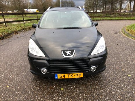 Peugeot 307 SW - 1.6-16V Airco Cruise Control Panorama Dak Benzine - 1