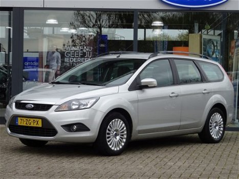 Ford Focus Wagon - 1.6 Titanium 100pk Navigatie, Bluetooth, Climate control, Parkeersensoren, Cruise - 1