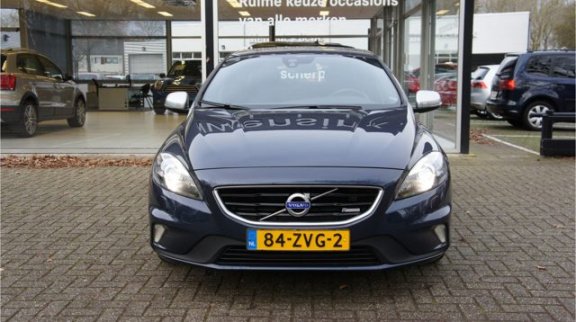 Volvo V40 - 1.6 D2 R-Design | Leder interieur | Navigatie | Xenon | Led - 1