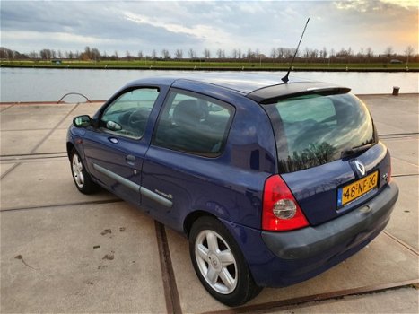 Renault Clio - 1.2-16V Dynamique 2003 - 1