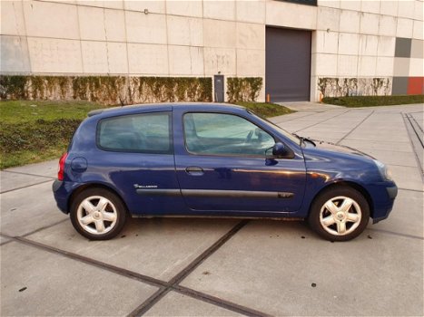 Renault Clio - 1.2-16V Dynamique 2003 - 1