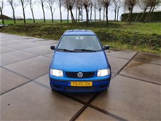 Volkswagen Polo - 1.4 Trendline