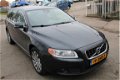 Volvo V70 - 2.0 D3 Limited Edition // LEER / NAVIGATIE / XENON // - 1 - Thumbnail