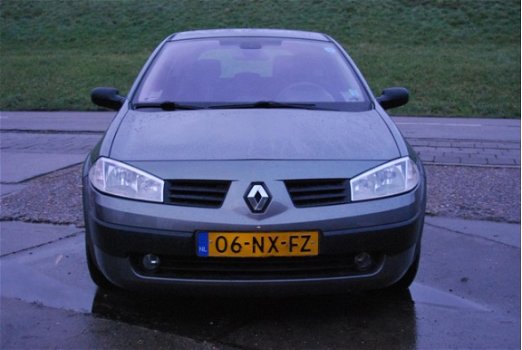 Renault Mégane - 1.4-16V Expression Basis // Nieuwe APK // - 1
