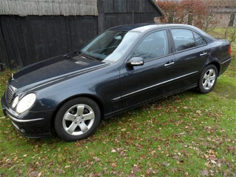 Mercedes-Benz E-klasse - E 270 CDI AVANTGARDEAUTOMAAT 3494 EURO - 1