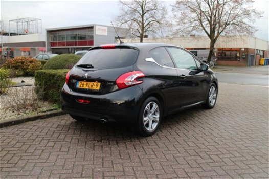 Peugeot 208 - 1.6 VTi Allure NAVI & CRUISE CONTROL - 1