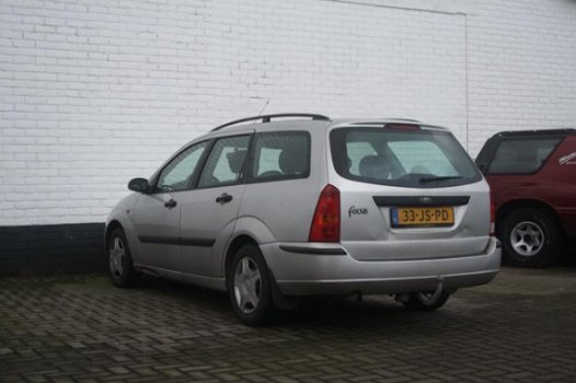 Ford Focus Wagon - 1.6-16V Cool Edition Airco Elec.pakket - 1