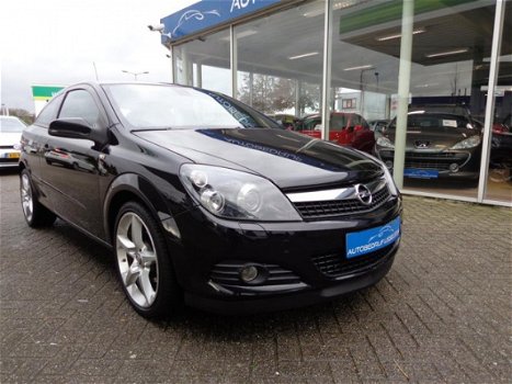 Opel Astra GTC - 1.8 Cosmo / Navigatie / Airco / Cruise Control - 1