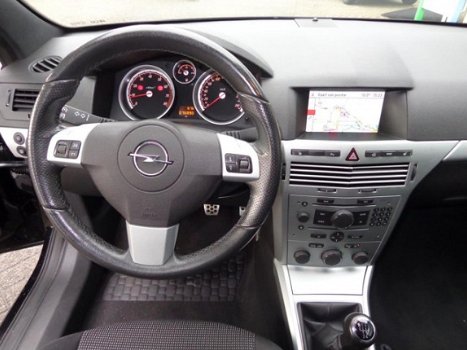 Opel Astra GTC - 1.8 Cosmo / Navigatie / Airco / Cruise Control - 1