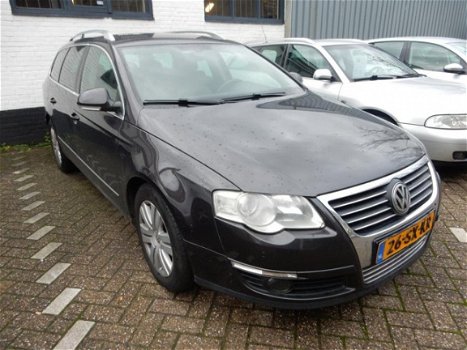 Volkswagen Passat Variant - 2.0 TDI Highline nette passat, automaat, navi, elec.pakket - 1