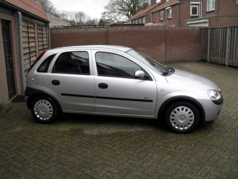 Opel Corsa - 1.2-16V Njoy 2003 5-deurs Airco Nw APK NAP C.V Elekt ramen - 1