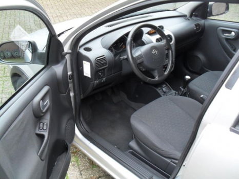 Opel Corsa - 1.2-16V Njoy 2003 5-deurs Airco Nw APK NAP C.V Elekt ramen - 1
