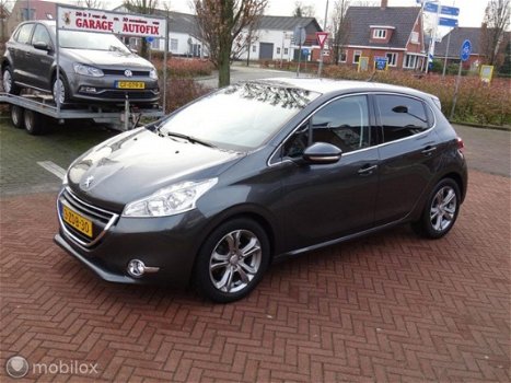 Peugeot 208 - - 1.6 e-HDi Allure Leder Clima Navi - 1