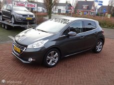 Peugeot 208 - - 1.6 e-HDi Allure Leder Clima Navi