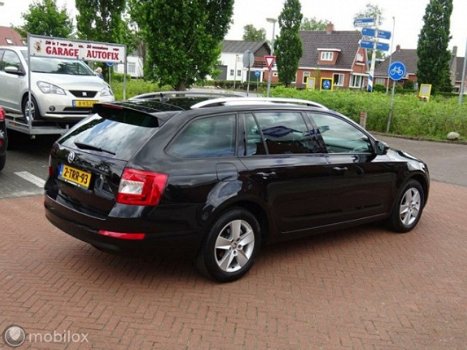 Skoda Octavia Combi - - 1.6 tdi Greenline Ambition Business 6 Bak - 1