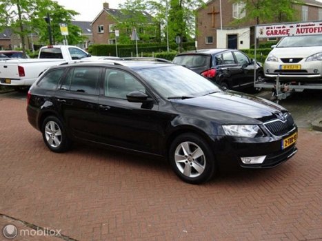 Skoda Octavia Combi - - 1.6 tdi Greenline Ambition Business 6 Bak - 1