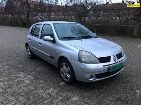 Renault Clio - 1.2-16V Authentique Comfort Nieuwe APK tot 19-12-2020 - 1