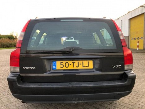 Volvo V70 - 2.4 Comfort Line - 1