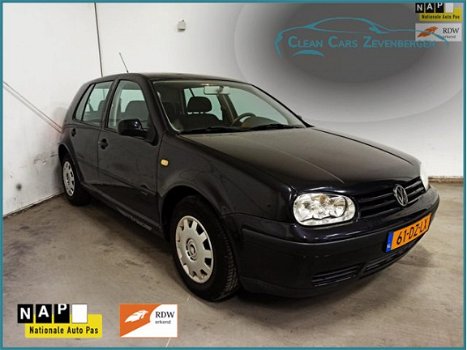 Volkswagen Golf - 1.4-16V Comfortline - 1