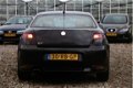 Alfa Romeo GT - 1.9 JTD Distinctive BJ2005 LEER/NAVI/APK - 1 - Thumbnail