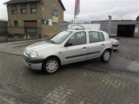 Renault Clio - 1.4 RT - 1