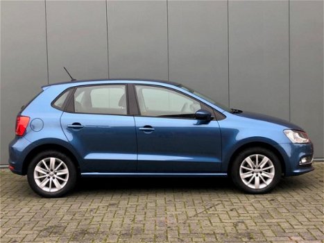 Volkswagen Polo - 1.0 Comfortline CLIMA/ CRUISE/ PDC V+A/ FRONT ASSIST - 1