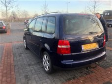 Volkswagen Touran - 100 kw TDI Clima Apk AZV code