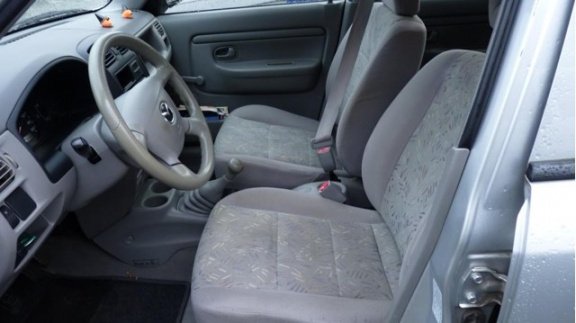 Mazda Demio - 1.3 Comfort Met Nieuwe Apk.....Inruil Mogelijk - 1