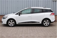 Renault Clio Estate - 1.5 dCi ECO Expression Airco | Navigatie | Bluetooth | 16" LM velgen | Parkeer