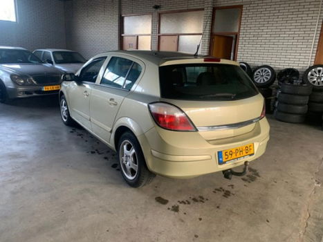 Opel Astra - 1.6 Enjoy - 1