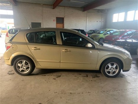 Opel Astra - 1.6 Enjoy - 1