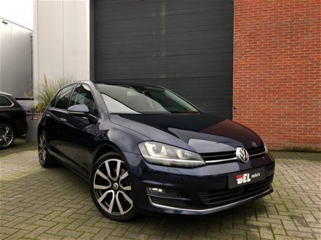 Volkswagen Golf - 1.4 TSI ACT Highline adaptive cruise, Standkachel, trekhaak, Camera, Stoelverw, Pa - 1